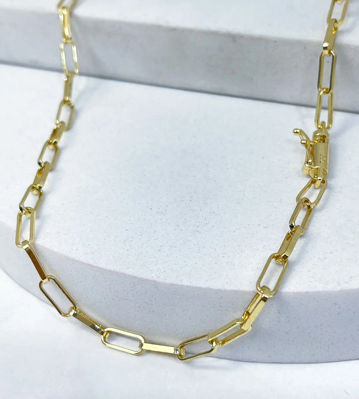 Corrente Tijolinho 3,5mm 11,7g + Crucifixo de Pregos 3x2cm 1,4g